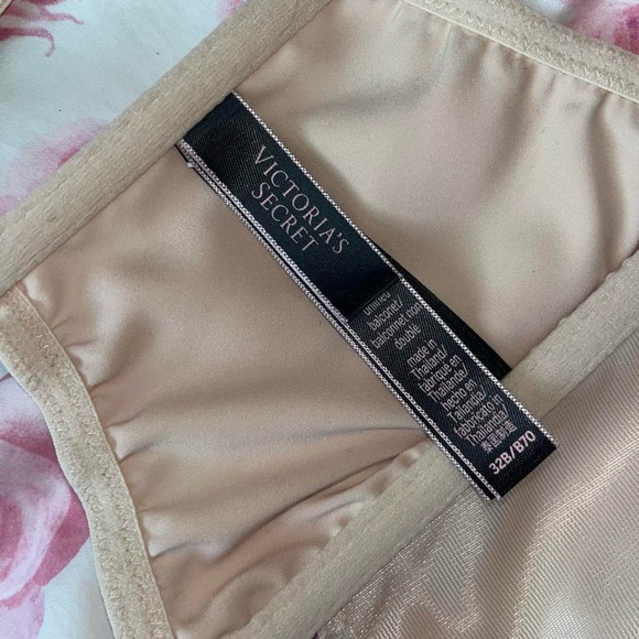 victoria’s secret corset bralette - Picture 2 of 3